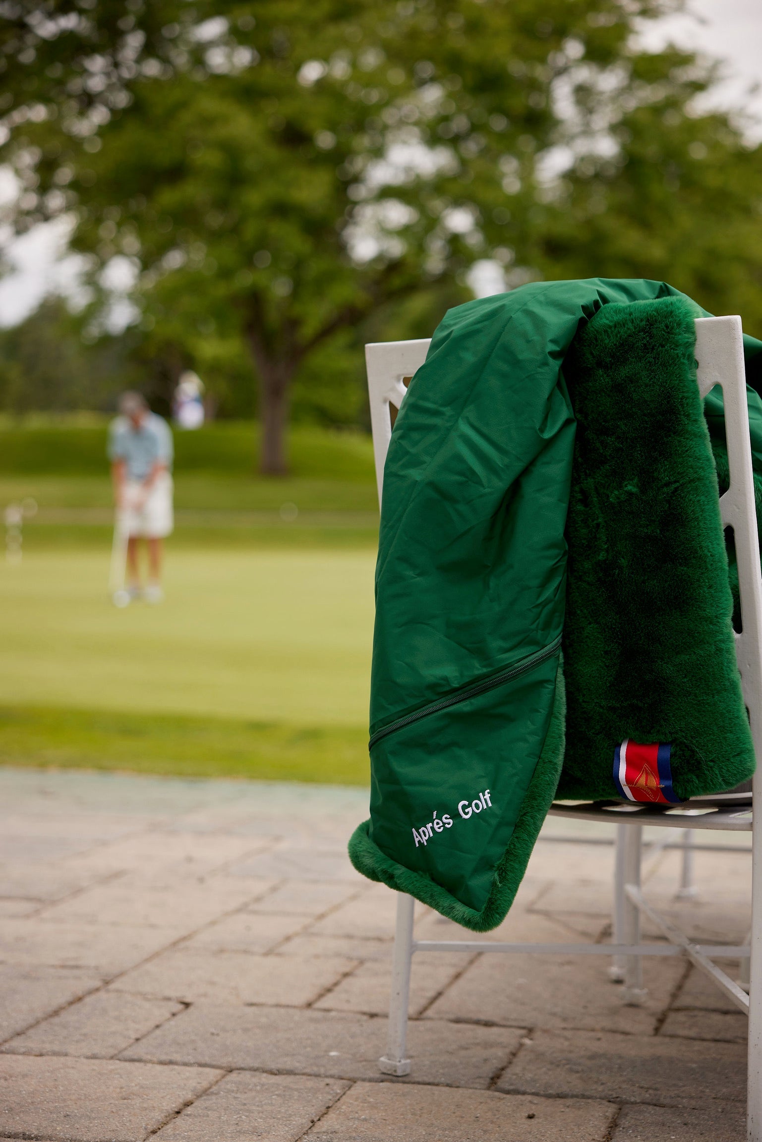 Waterproof Windproof Outdoor Lap Blanket | Pretty Rugged